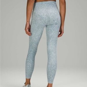 Lululemon Fast and Free Tight 25" *Nulux
City Grit White Blue Fog